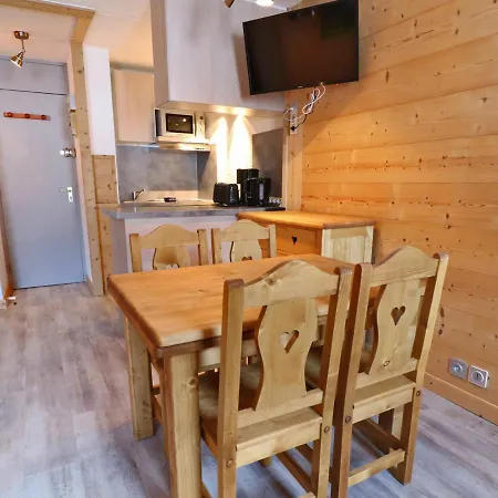 2 Pieces Sur Les Pistes, Proche Commerces, Animaux Admis, 4 Personnes - Fr-1-182-203 Apartment *